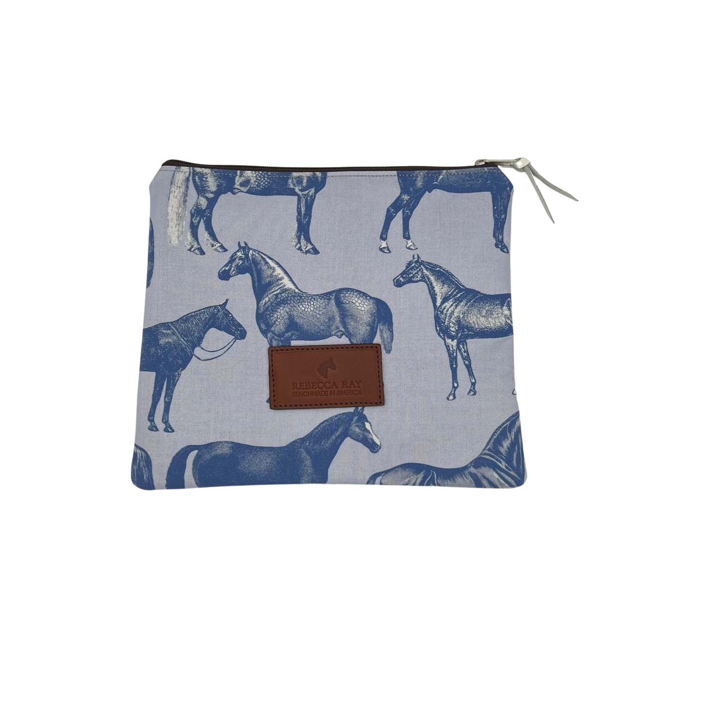 Stable Pouch Medium in Equus