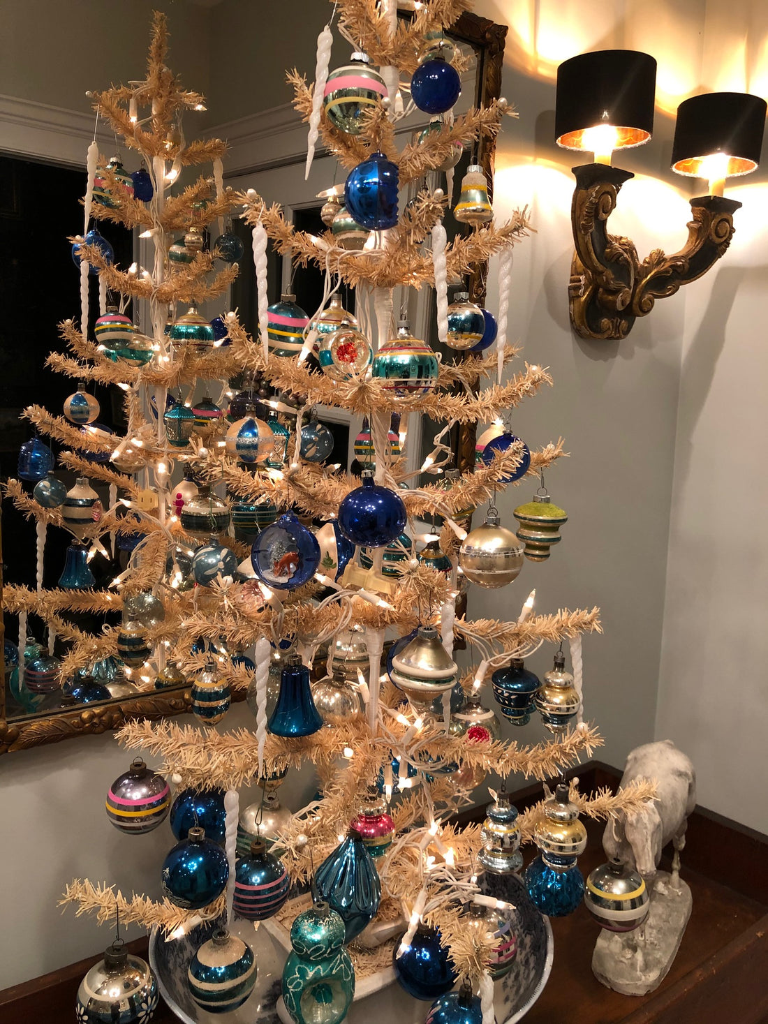 Hemlock Lane is ready for Christmas!