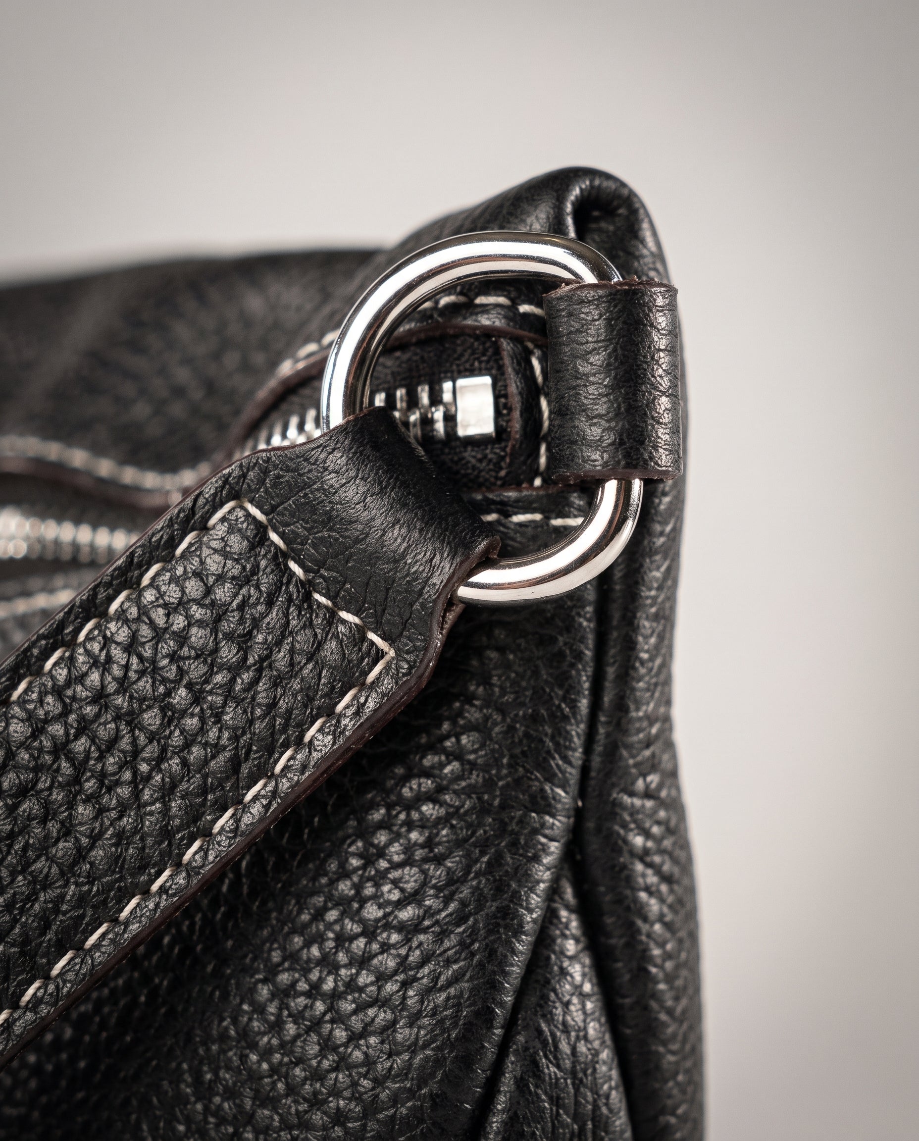 Alysse Sling Bag - Black