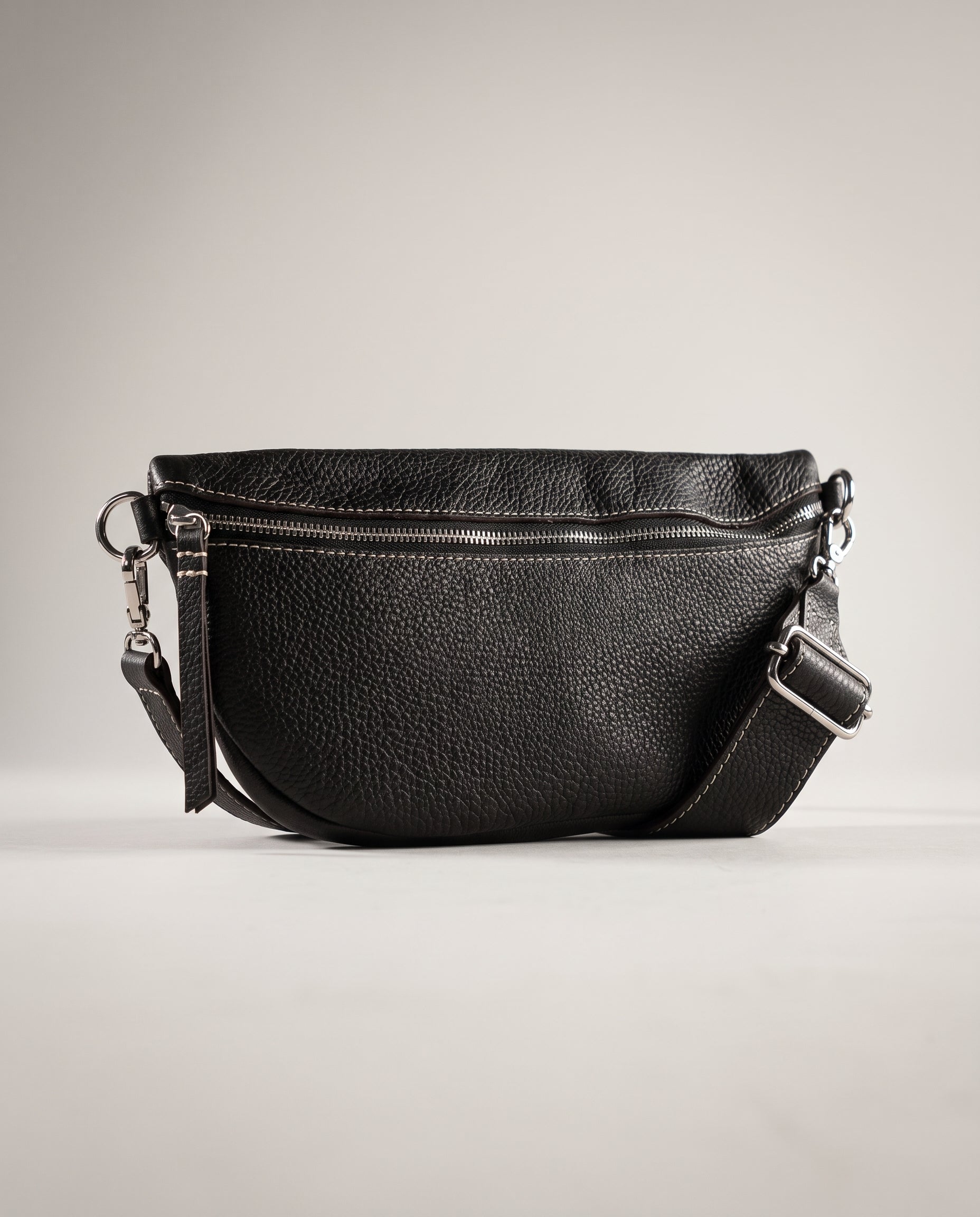 Alysse Sling Bag - Black