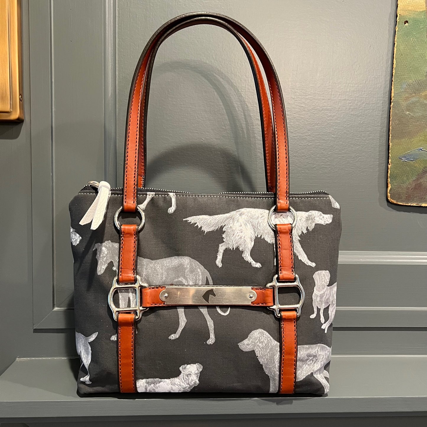 Dog Show Stable Satchel