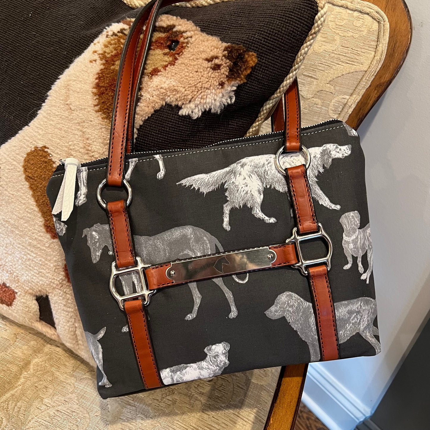 Dog Show Stable Satchel