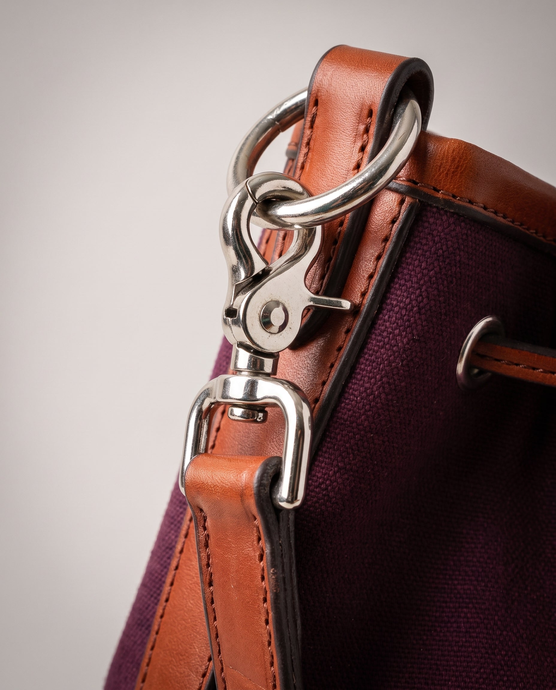 Molly Bag in Canvas Duck - Burgundy & Chestnut