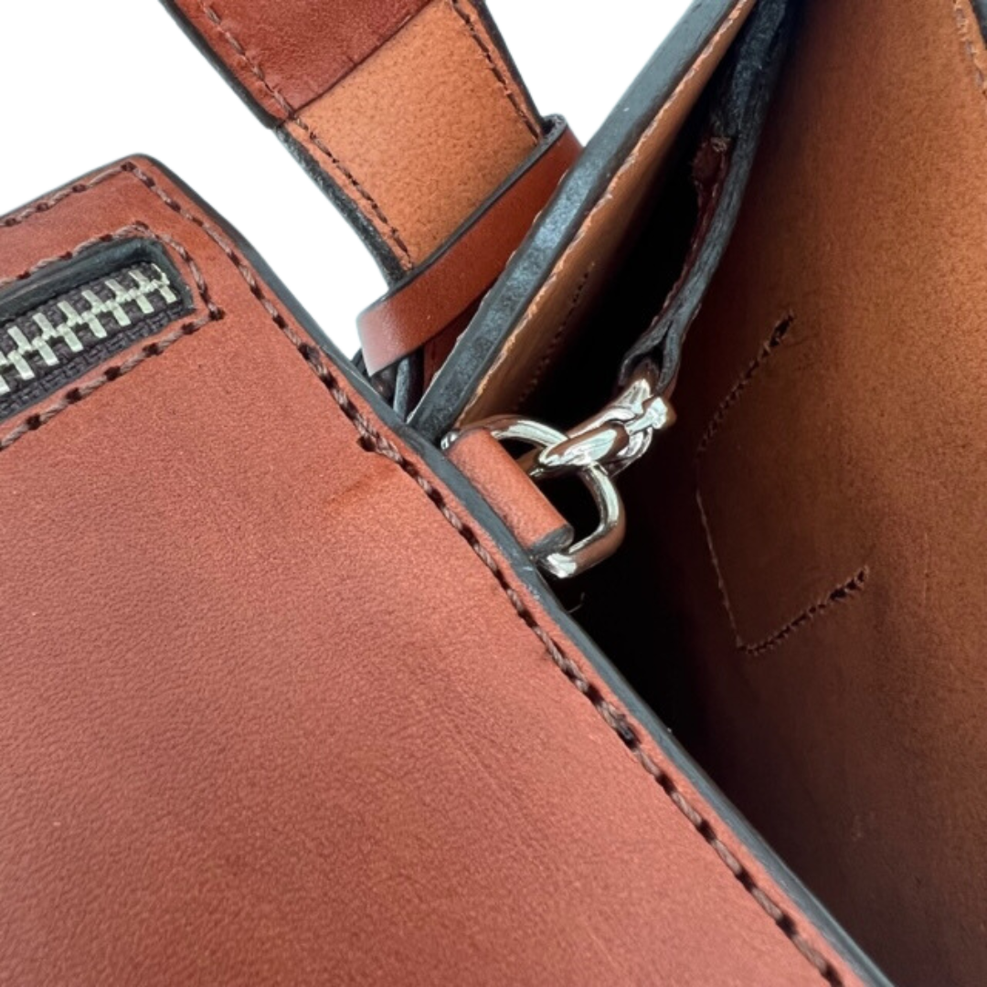 Rebecca Bucket Bag in 2 color options