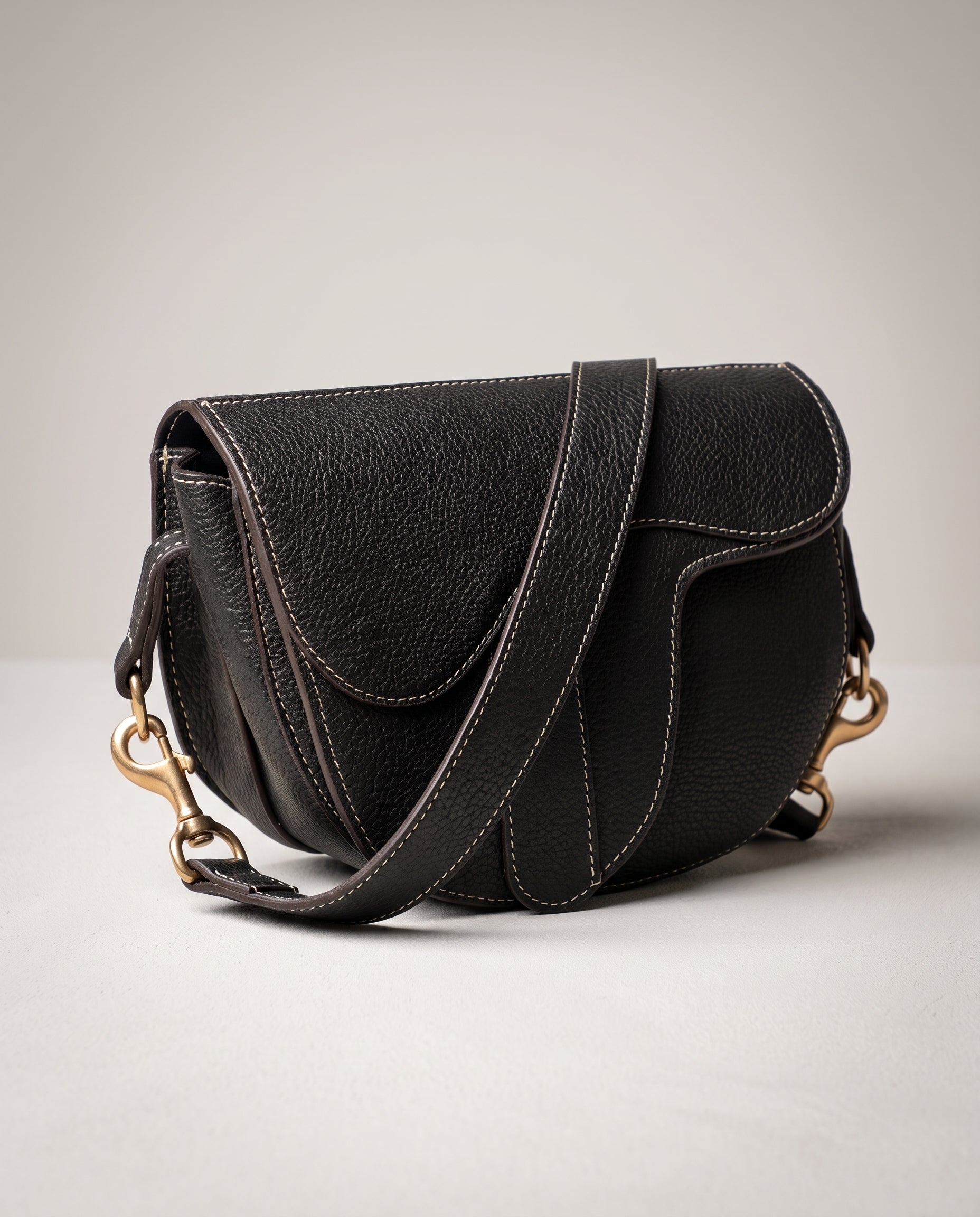 Windsor Saddle Bag - Black