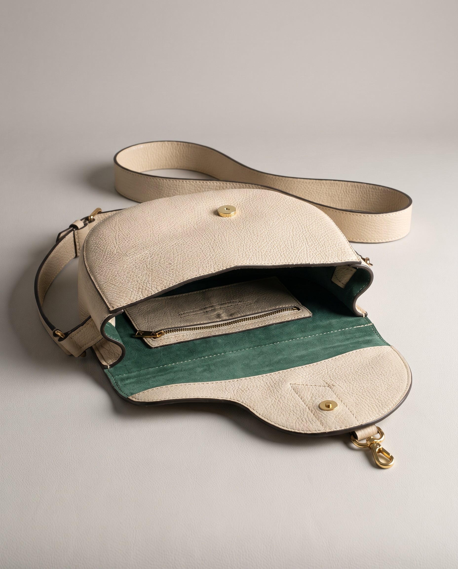 Windsor Saddle Bag - Parchment