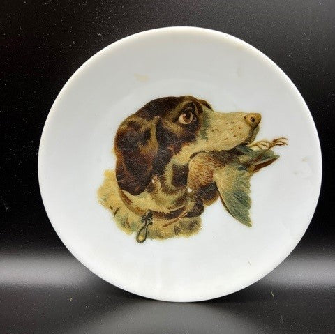 White Wall Dish with Victorian Spaniel/Setter Hunting Dog