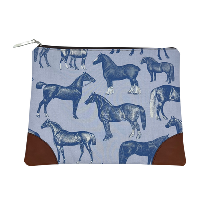 Stable Pouch Large in Equus